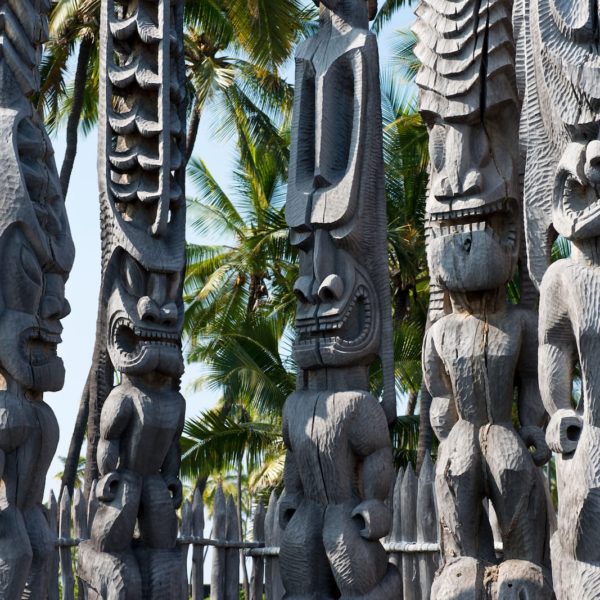Hawaii Luxury Vacation Totem Carvings