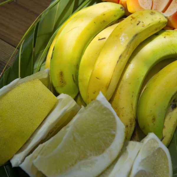 Tahiti Tikehau Fresh cut limes bananas island produce
