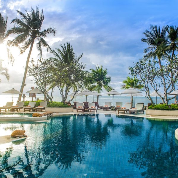 Luxury Thailand Vacation Palm Trees Resort Beach Pool