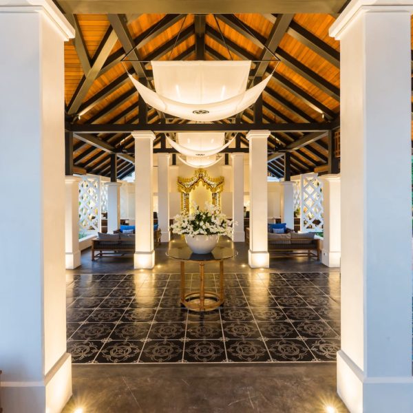 Luxury Thailand Vacation Resort Open Air Lobby