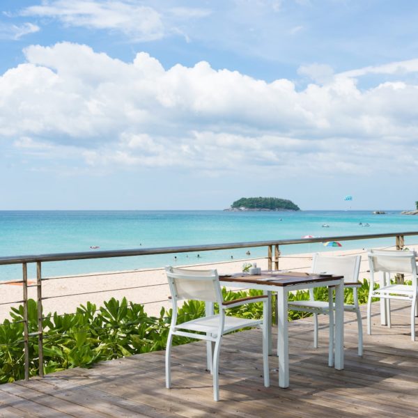Luxury Thailand Vacation Seaside Restaurant