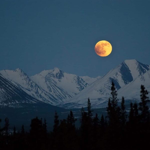 Mountains Night Full Moon Landscape Sky Snow Alaskan Luxury Vacation